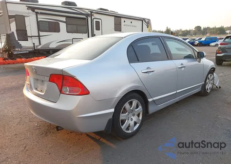 2008 Honda Civic Lx z USA, uszkodzony, nr VIN 2HGFA16548H356637